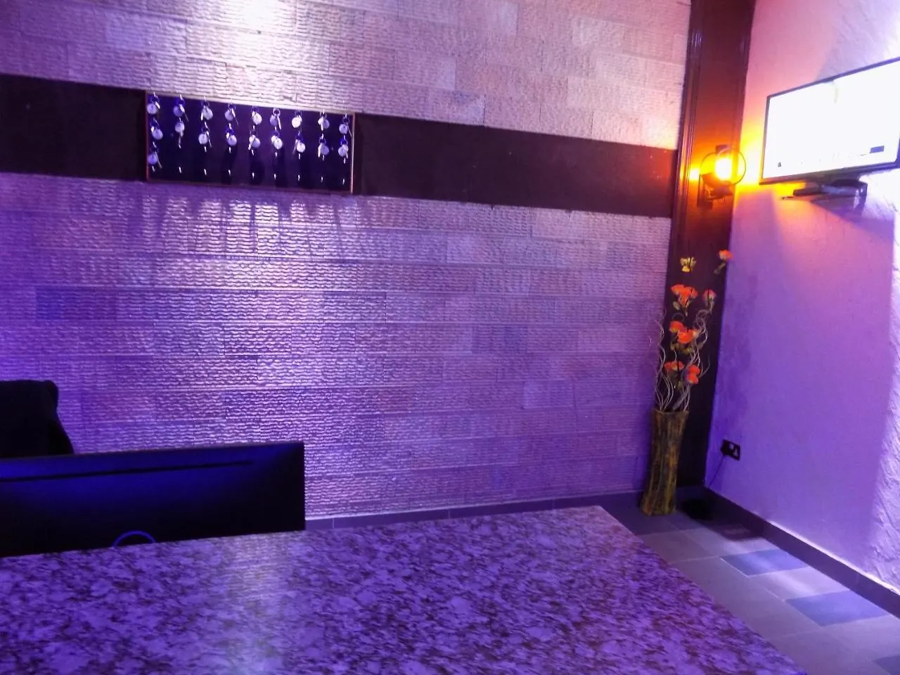 Freedom City Hotel Najjanankumbi Kamapala 캄팔라 3*,  우간다