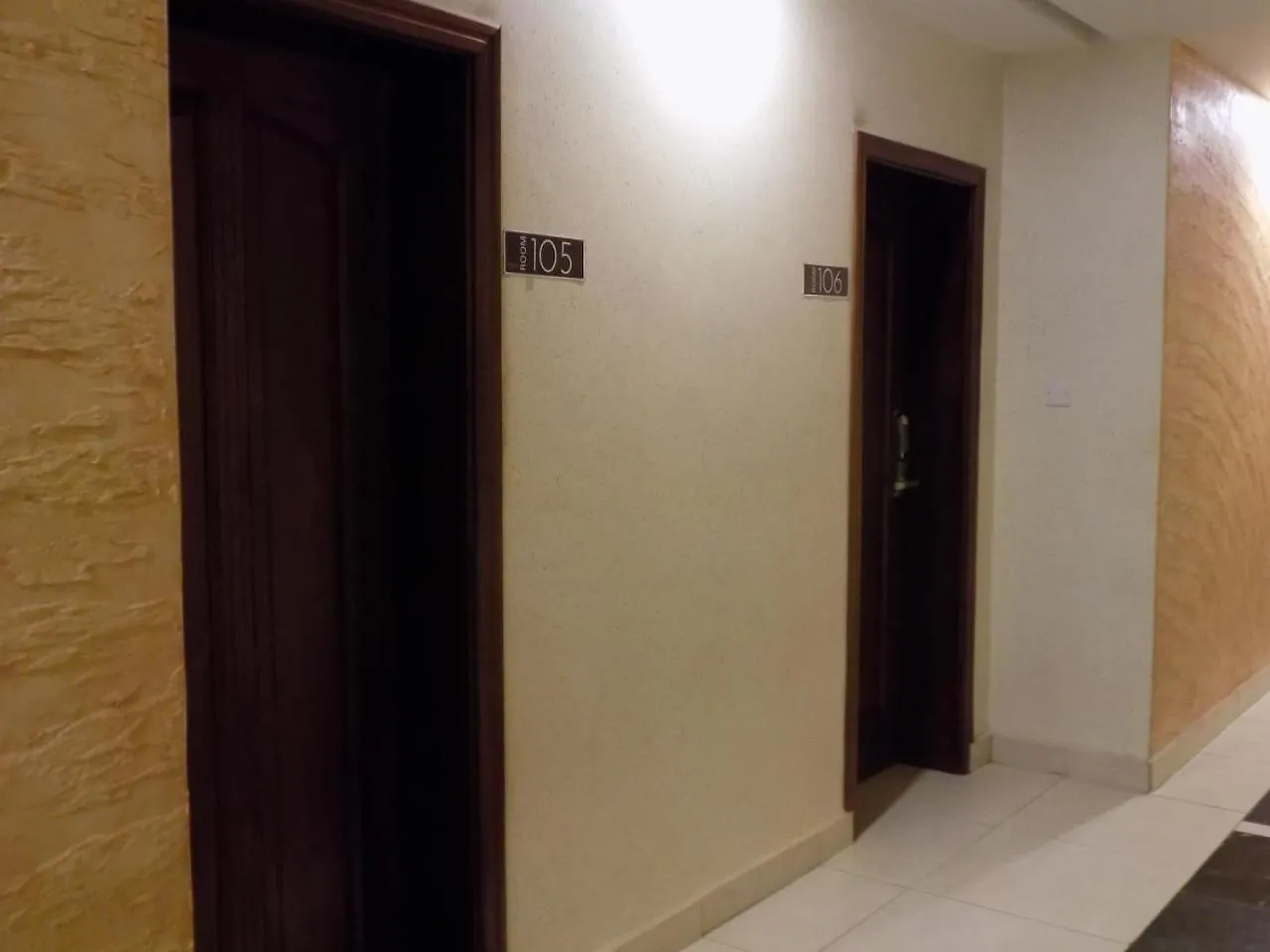 ***  Freedom City Hotel Najjanankumbi Kamapala 캄팔라 우간다