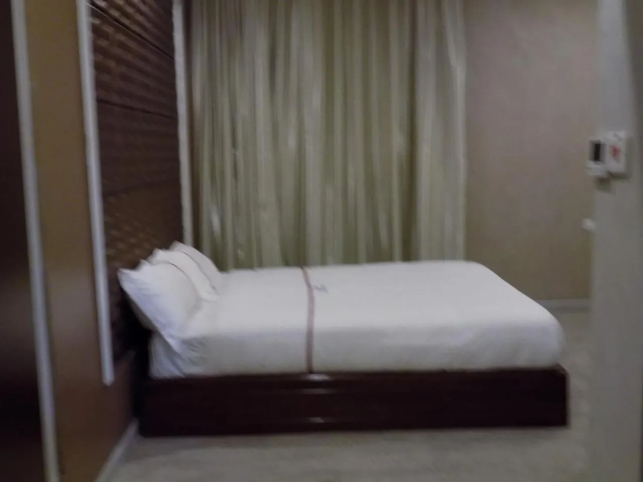 Freedom City Hotel Najjanankumbi Kamapala 캄팔라 3*,  우간다