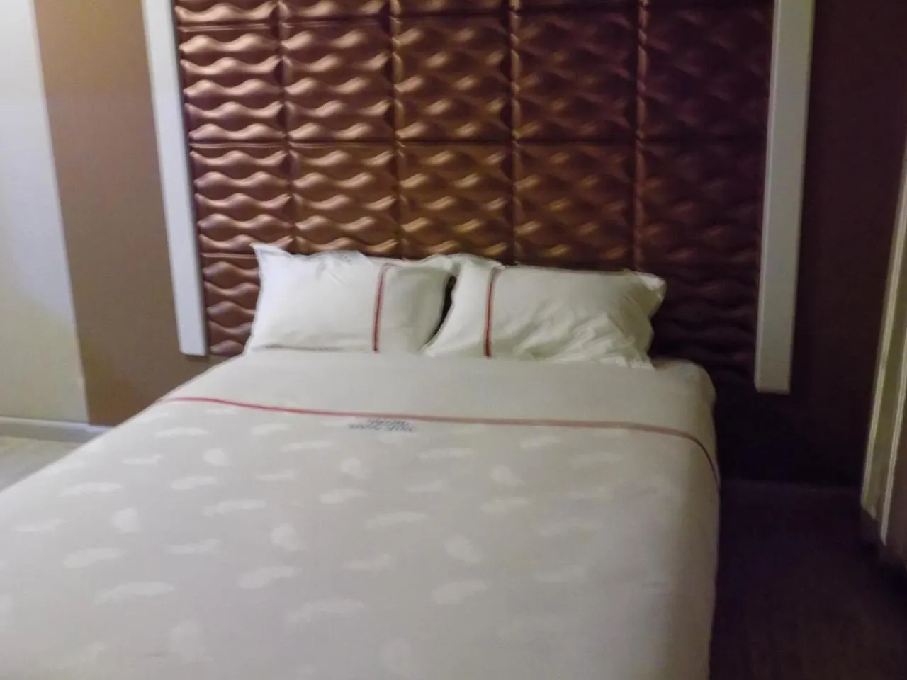 Freedom City Hotel Najjanankumbi Kamapala 캄팔라 3*,