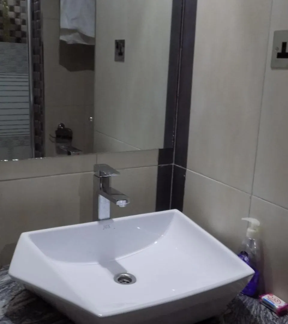 Freedom City Hotel Najjanankumbi Kamapala 캄팔라