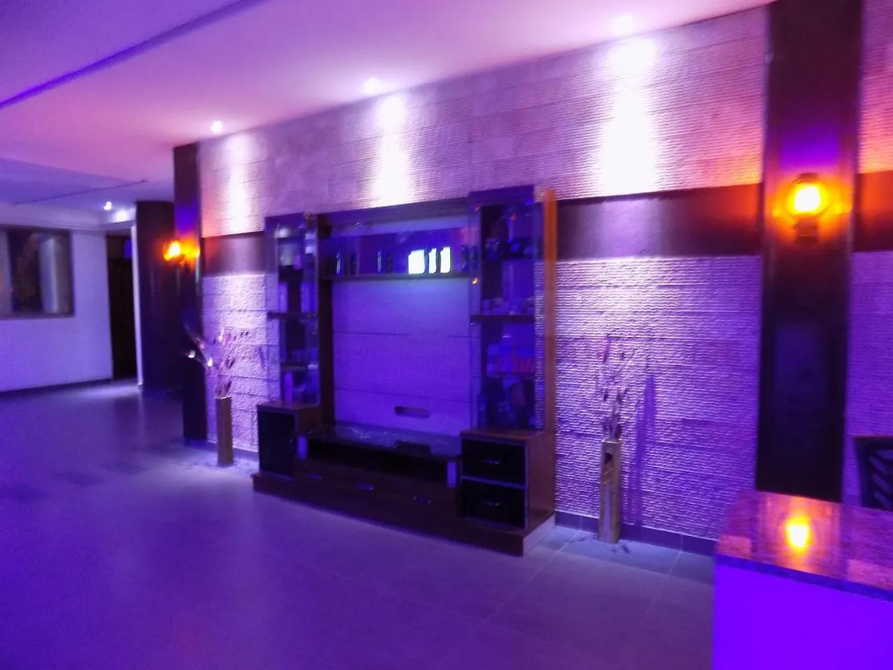 ***  Freedom City Hotel Najjanankumbi Kamapala 캄팔라 우간다