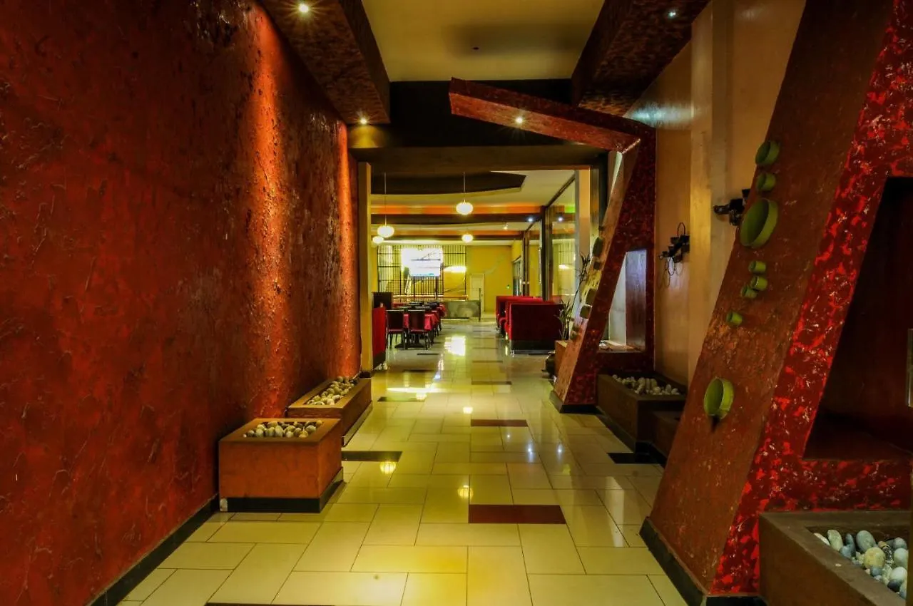 Freedom City Hotel Najjanankumbi Kamapala 캄팔라 3*,  우간다