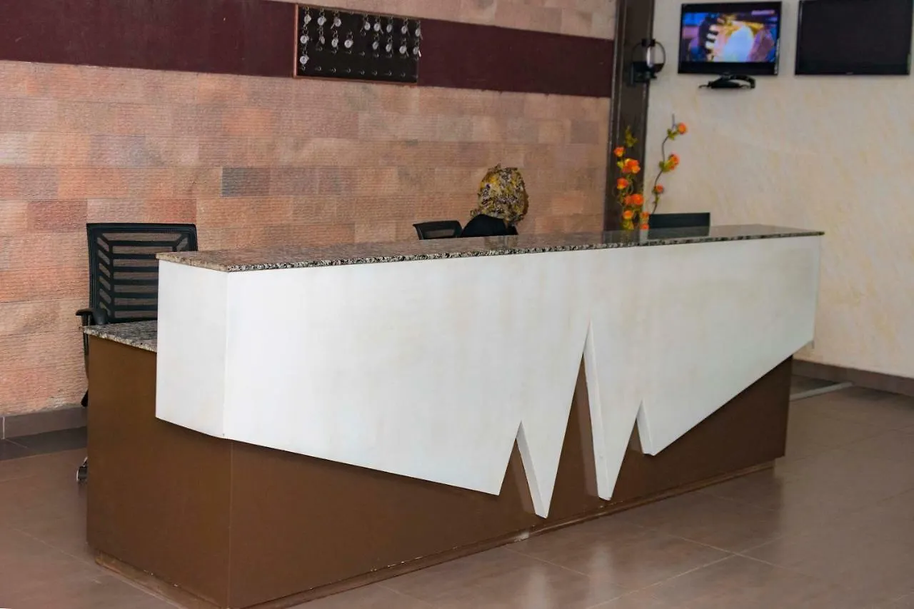 Freedom City Hotel Najjanankumbi Kamapala 캄팔라 우간다