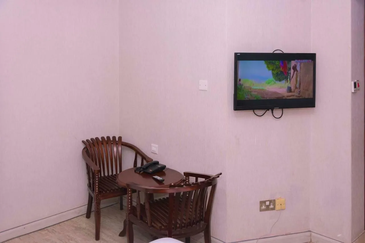 Freedom City Hotel Najjanankumbi Kamapala 캄팔라