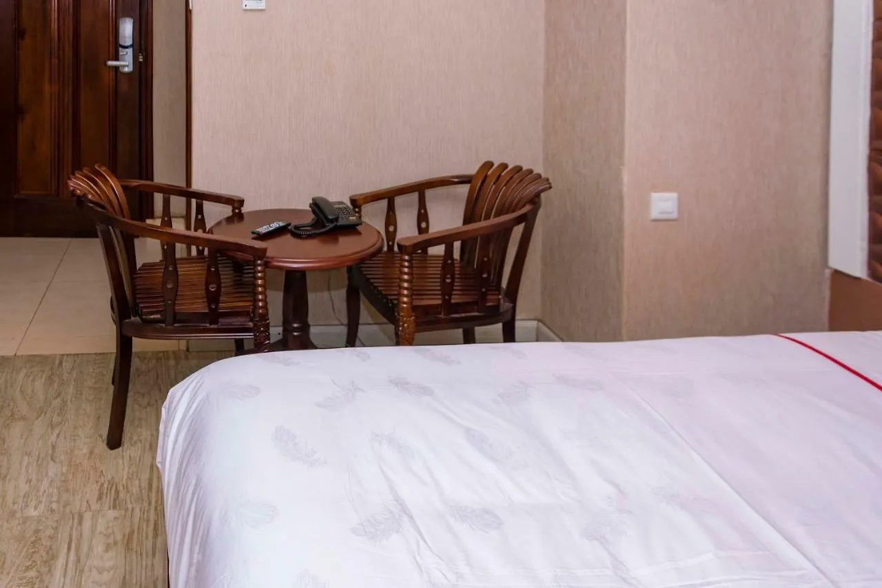 Freedom City Hotel Najjanankumbi Kamapala 캄팔라