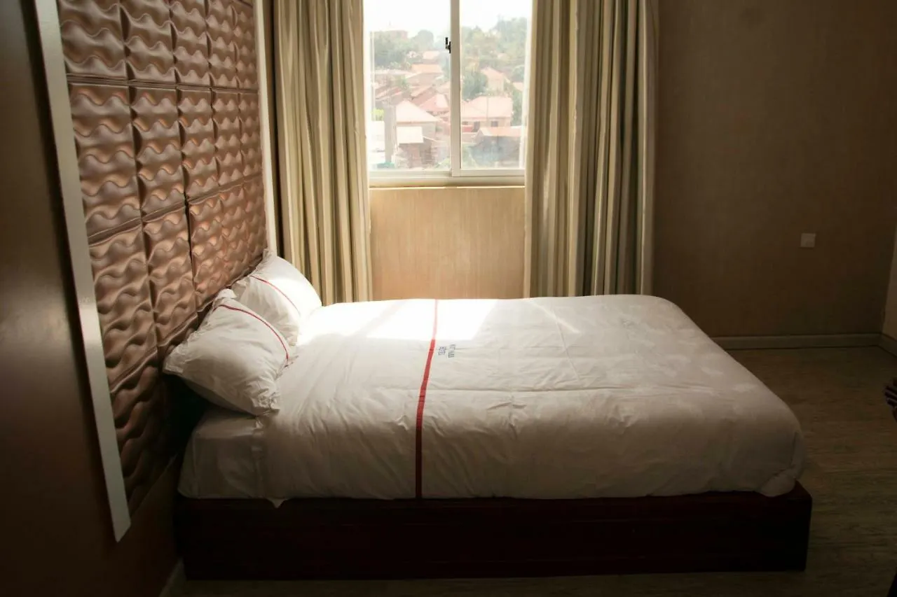 Freedom City Hotel Najjanankumbi Kamapala 캄팔라