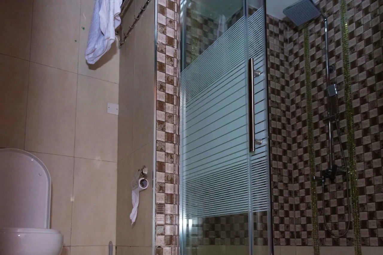 Freedom City Hotel Najjanankumbi Kamapala 캄팔라